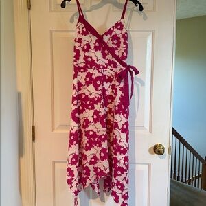 Banana Republic Fuchsia and White Floral Dress handkerchief hem and side tie NWT